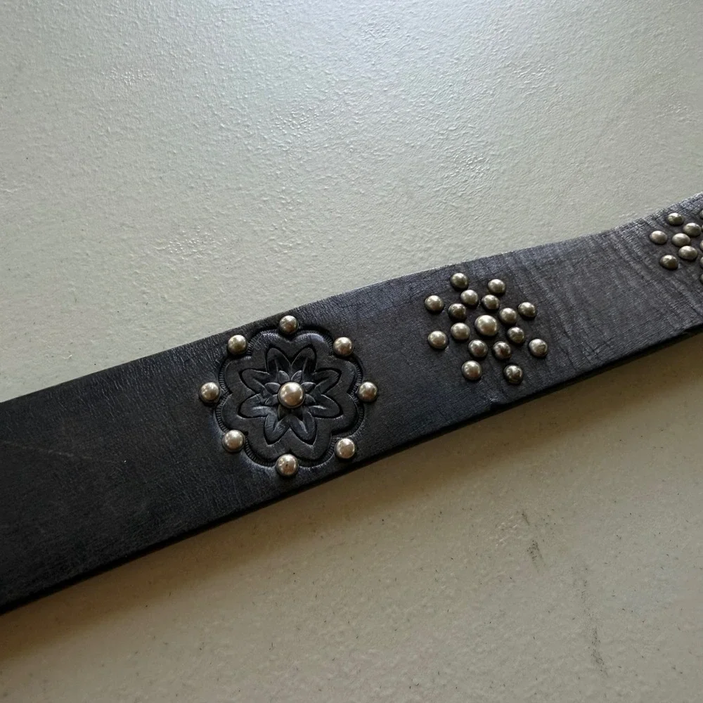 Brighton Women's 36 Black Leather Peace Sign Buckle Studded Belt Boho Hippie Y2K